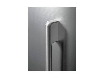 Dacor Modernist Style Door Handle for Column Refrigerator/Freezer in Stainless Steel - RAC00MHAASR